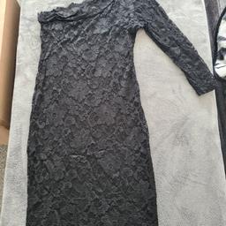 Jane Norman Black Lace One Shoulder Dress size 12.

Only worn a couple of times.

Collect from NG4 Area or weekdays daytime from NG1 Notts city centre. Can post for additional £3 postage.