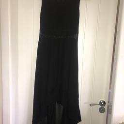 Uk medium size 
From forever 21 
Excellent condition 
Long maxi dress back it’s long and front short