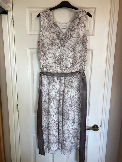 Buy & Sell Kent Canterbury - Photos for Cream / beige party/cocktail dress