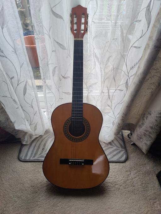 Buy & Sell Kent Tonbridge and Malling - Photos for Herald MG104N 4/4 Guitar