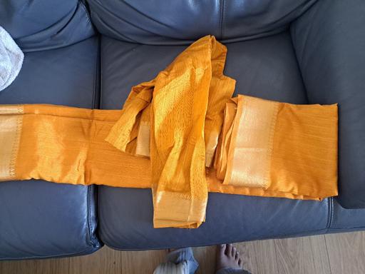 Buy & Sell East London Cambridge Heath - East London - Photos for Yellow Saree with blouse