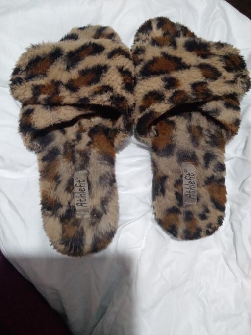 Buy & Sell South East London St Johns - South East London - Photos for adjustable slippers for swollen feet,disabled