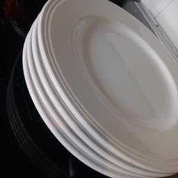 4 Large plates
Free for collection