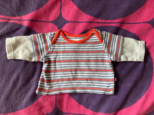 Buy & Sell Derbyshire South Derbyshire - Photos for Tiny baby top