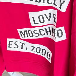 Original Moschino Pullover, wie neu
Farbe pink, NP 239€
+ Porto bei Versand