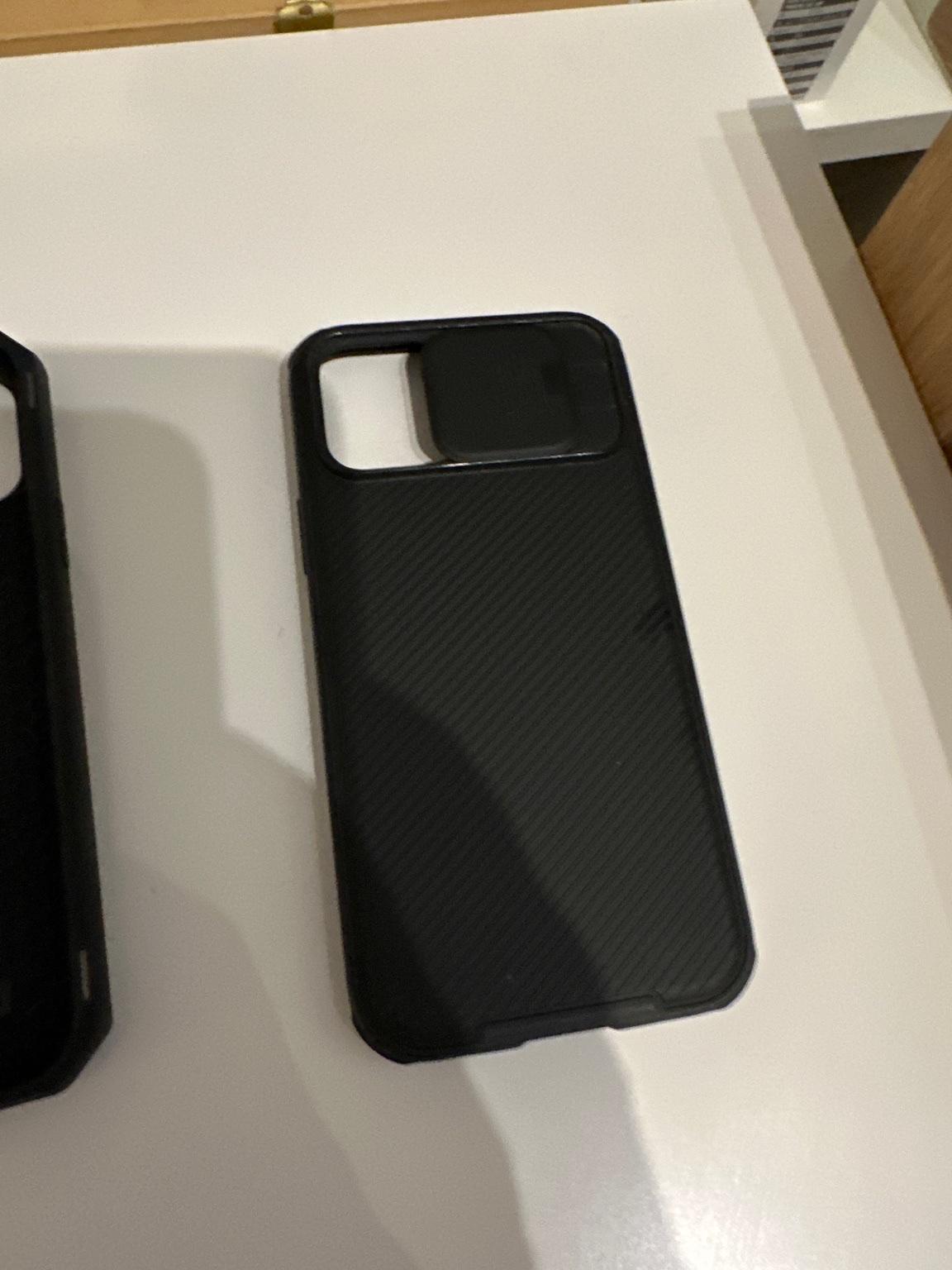 Neue Hüllen für iPhone 12 Pro in 6341 Gemeinde Ebbs for €12.00 for sale Shpock