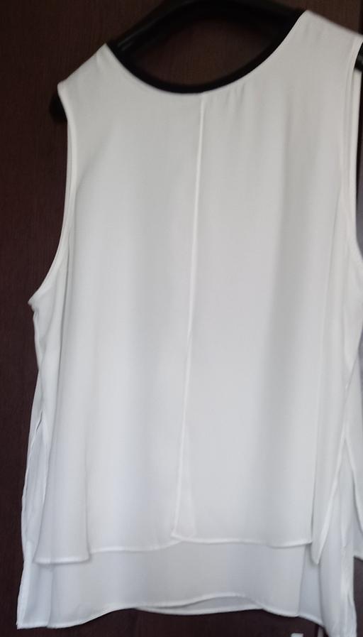 Buy & Sell Pembrokeshire - Wales Haverfordwest - Pembrokeshire - Photos for Ladies White Layered Blouse - Size 20