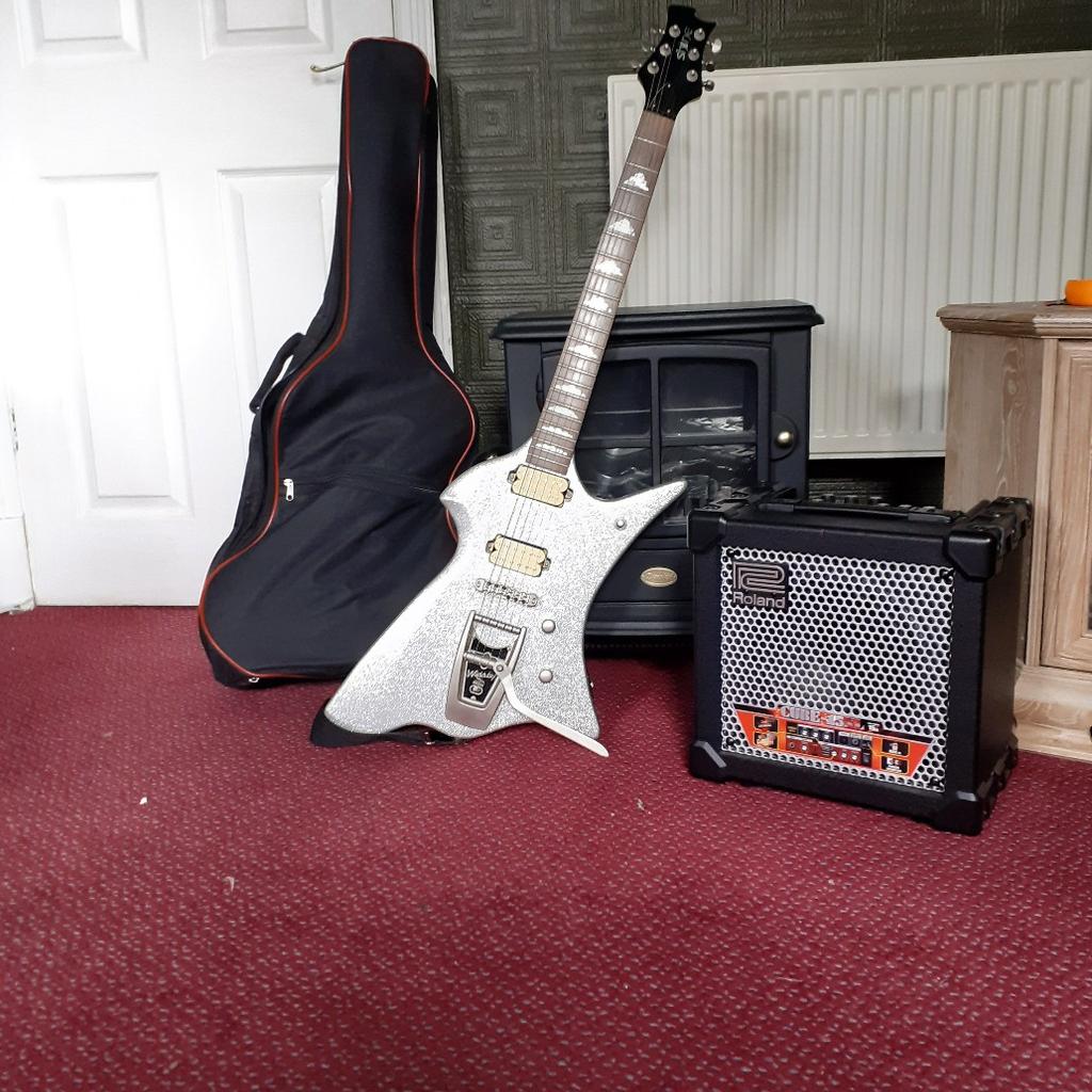 electric guitar +new amplifier in BB18 Pendle für £ 90,00 zum Verkauf