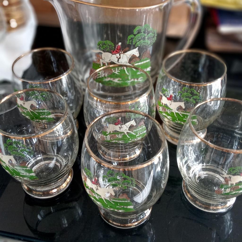 Jug and glasses in WV14 Coseley for £8.00 for sale Shpock