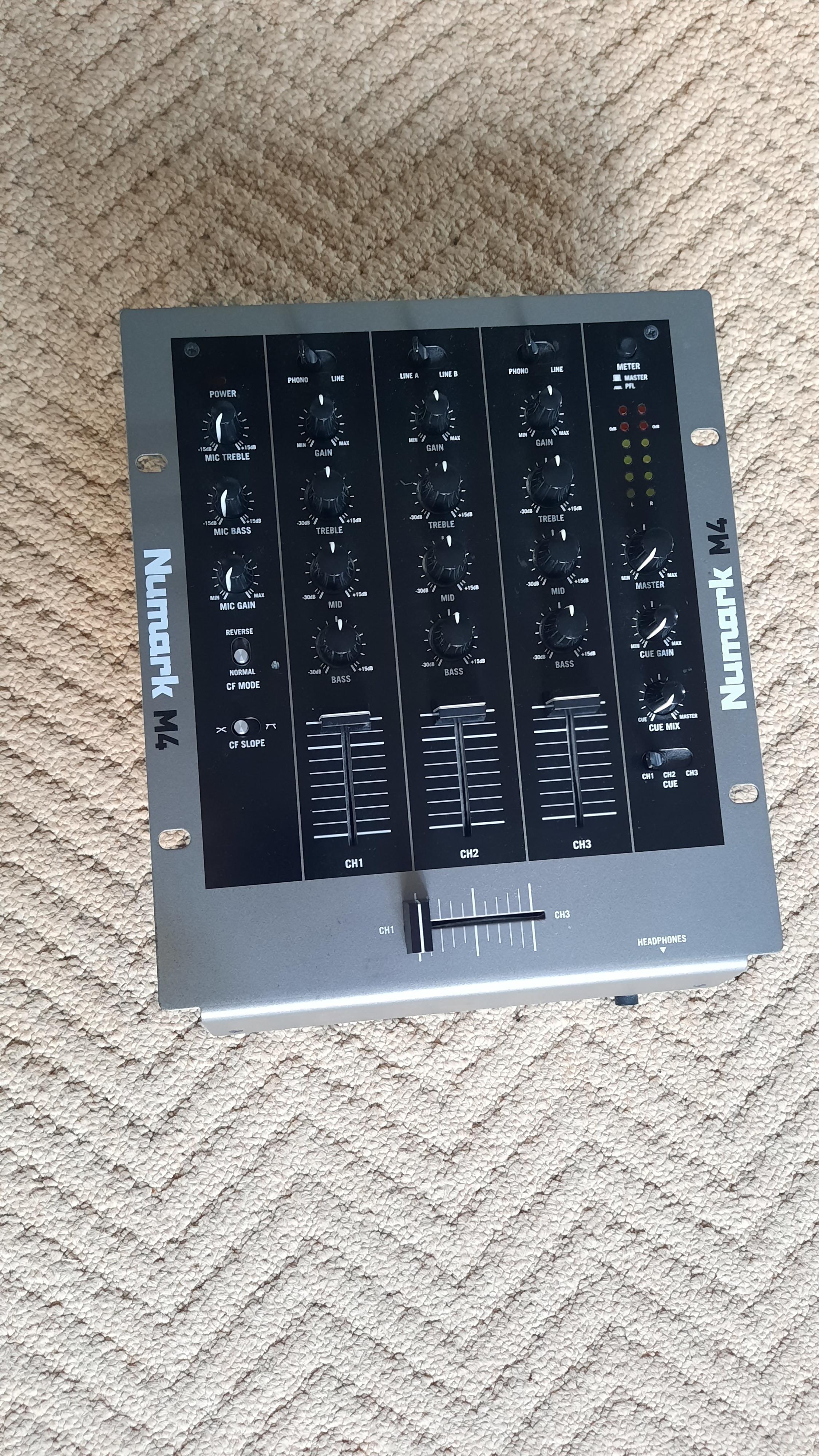 Numark M4 Mixer in NW10 Fulham for £25.00 for sale Shpock