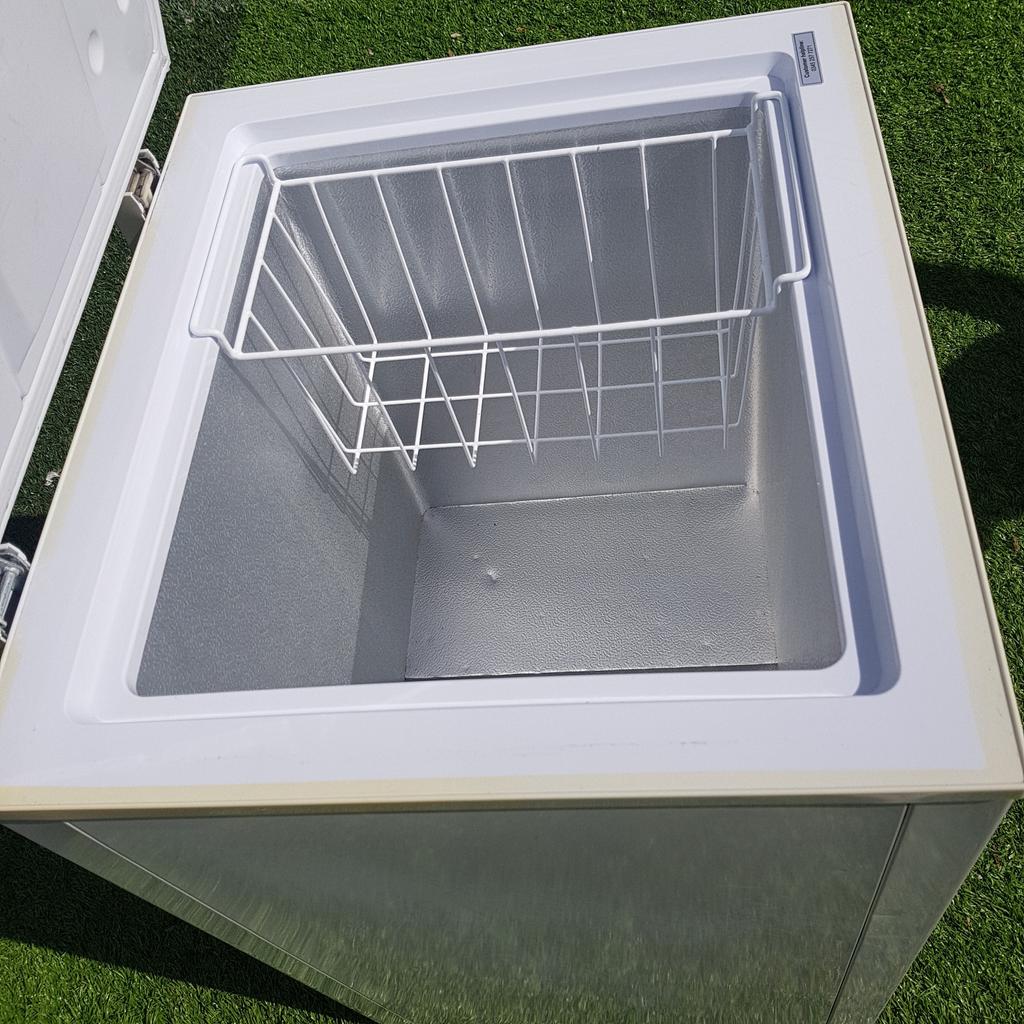 BUSH chest freezer (100L capacity) Delivery in B70 Bromwich für 99,00