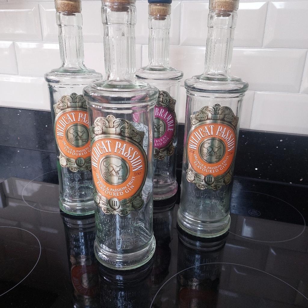 Empty gin bottles in B65 Sandwell für £ 3,00 zum Verkauf Shpock AT