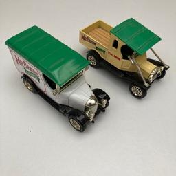 Genuine promotional models by Oxford die cast 

Mint condition 

Price is for the pair