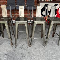 4x Rustic bar chairs