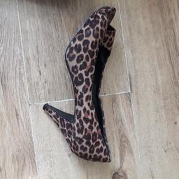 Stylish Leopard Print shoes good condition