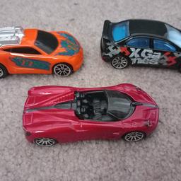 Set of 3 toy cars