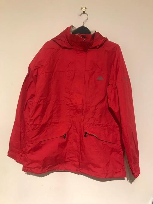 Buy & Sell Hertfordshire Watford - Photos for Trespass Ladies Jacket Large Coral