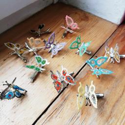 Wunderschöne Schmetterling Haarspangen mit beweglichen Flügeln, Perlen oder Glitzer. Wie neu, Preis pro Stück.