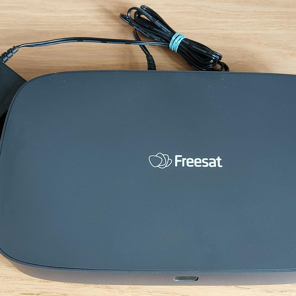 Freesat Recordable 4K TV Box 500GB in SW18 London Borough of Wandsworth