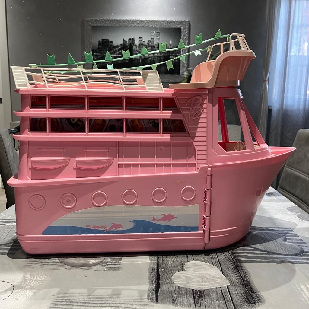 Barbie nave da crociera come in foto, in buono stato