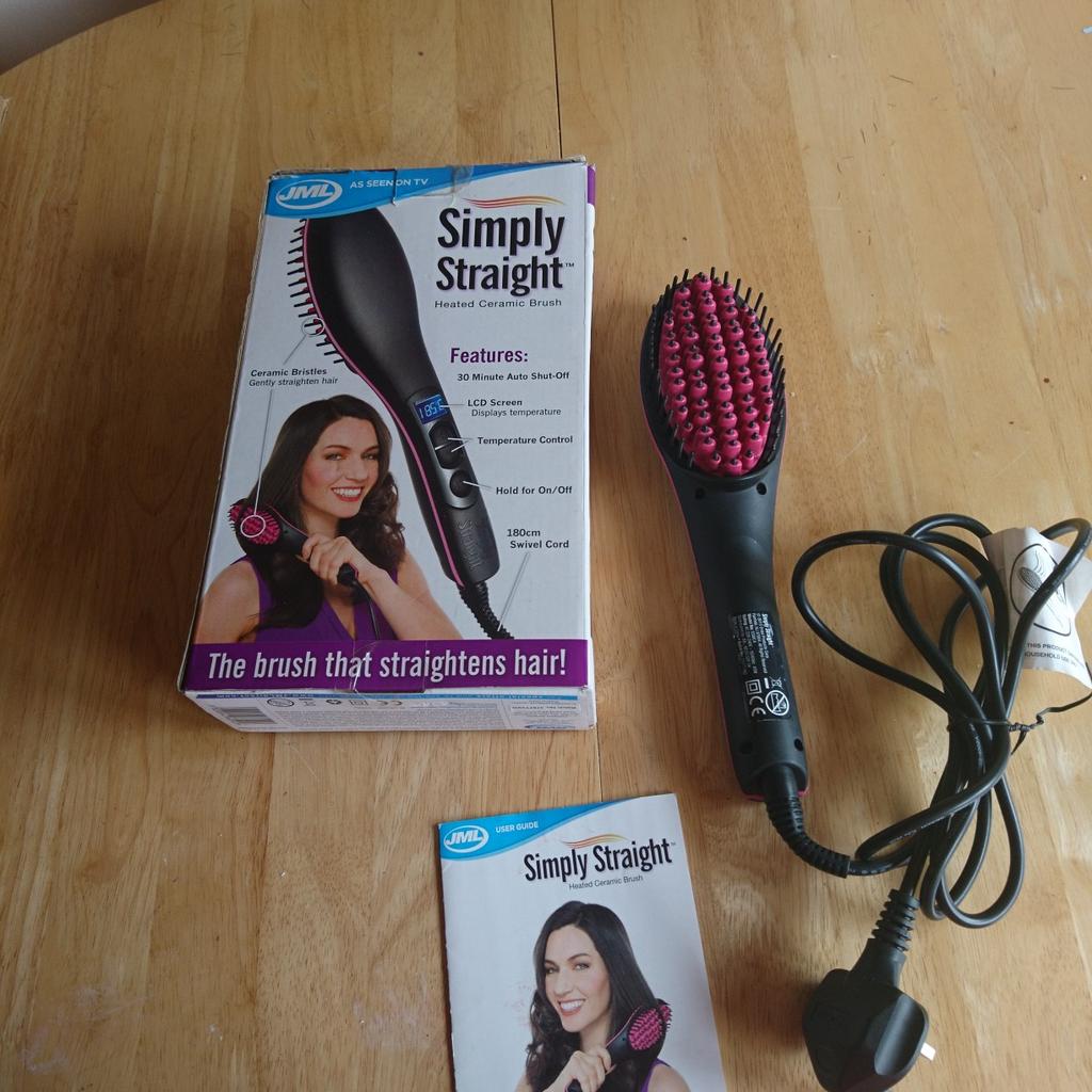 Simply straight heated ceramic brush
Straight hair quick and easy
Simply brush to straighten
Heat gently relaxes hair
Plastic tipped bristles protect skin and hair.
Used a couple of times. Still works great.