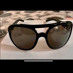 Verkaufe hier eine Neue Sonnenbrille von Belstaff in Top Zustand
Versand möglich wenn sie Versandkosten übernehmen