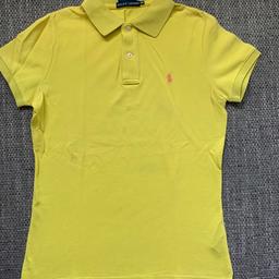 Ralph Lauren Polo T-Shirt Gr. M gelb

Was: Polo T-Shirt 
Farbe: gelb
Größe: M
Marke: Ralph Lauren
Zustand: gut erhalten
Neupreis: ca. 69€
Länge 61 cm
Bund 43 cm
Von Achsel zu Achsel 43 cm
Material: 100% Baumwolle
Waschbar bei 40°