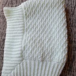 New hand-knitted babies blanket colour mint green baby d.k wool excellent condition
