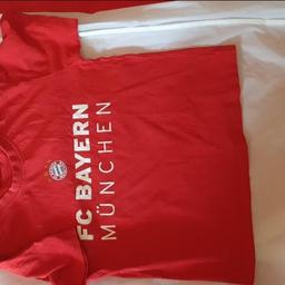 Neu

⚽️FC Bayern München Kinder t shirt
gr 128

 #NewYearNewMe#