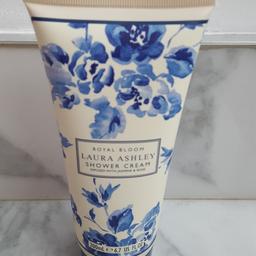 Laura Ashley Royal Bloom Shower Cream 
Infused with natural oils of 
Rose Violet & Jasmine 
200ml Bottle 
New
Collect Kings Heath Birmingham 13