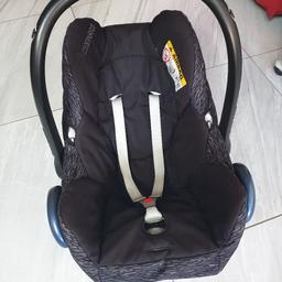 Maxi.cosi carseat , isofix base and connector for the pram
All in great condition. Can be sold separately
Collection L14