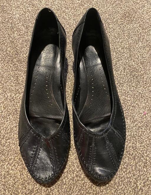 Buy & Sell Gloucestershire South Gloucestershire - Photos for Clark’s leather shoes with heel size 5