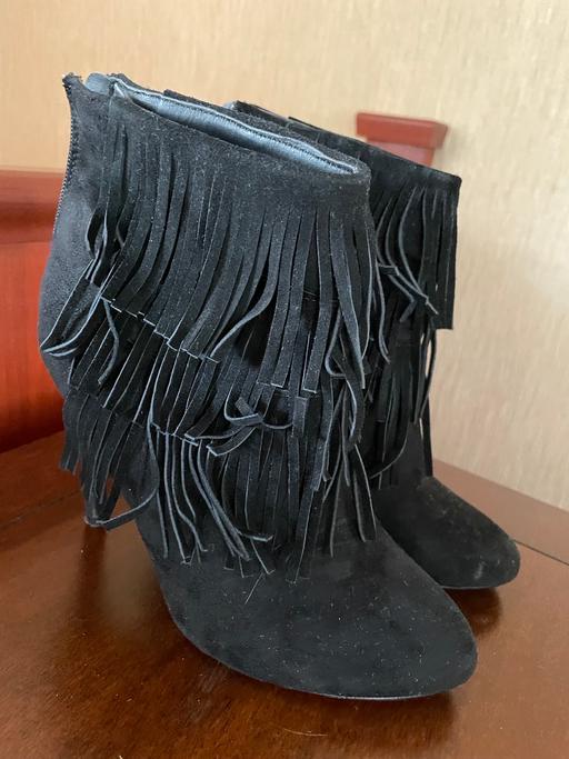 Buy & Sell North Yorkshire Middlesbrough - Photos for Fringe boots