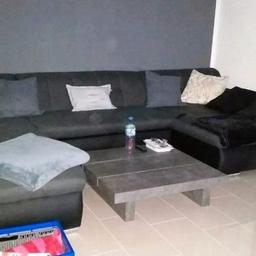 Verkaufe unsere gut gebrauchte Couch, beim Preis sind wir flexibel. Bitte um Vorschläge.

Selbstabholer