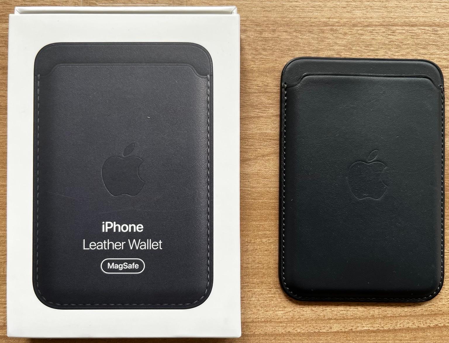 Apple Leather Wallet MagSafe - Midnight in 6111 Kleinvolderberg für 30 ...