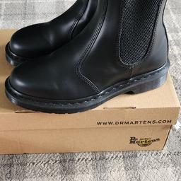 New Dr Martens 2976 mono boots, size 7, black in box rrp 150