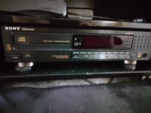 Buy & Sell Staffordshire Cannock Chase - Photos for Sony vintage CD player