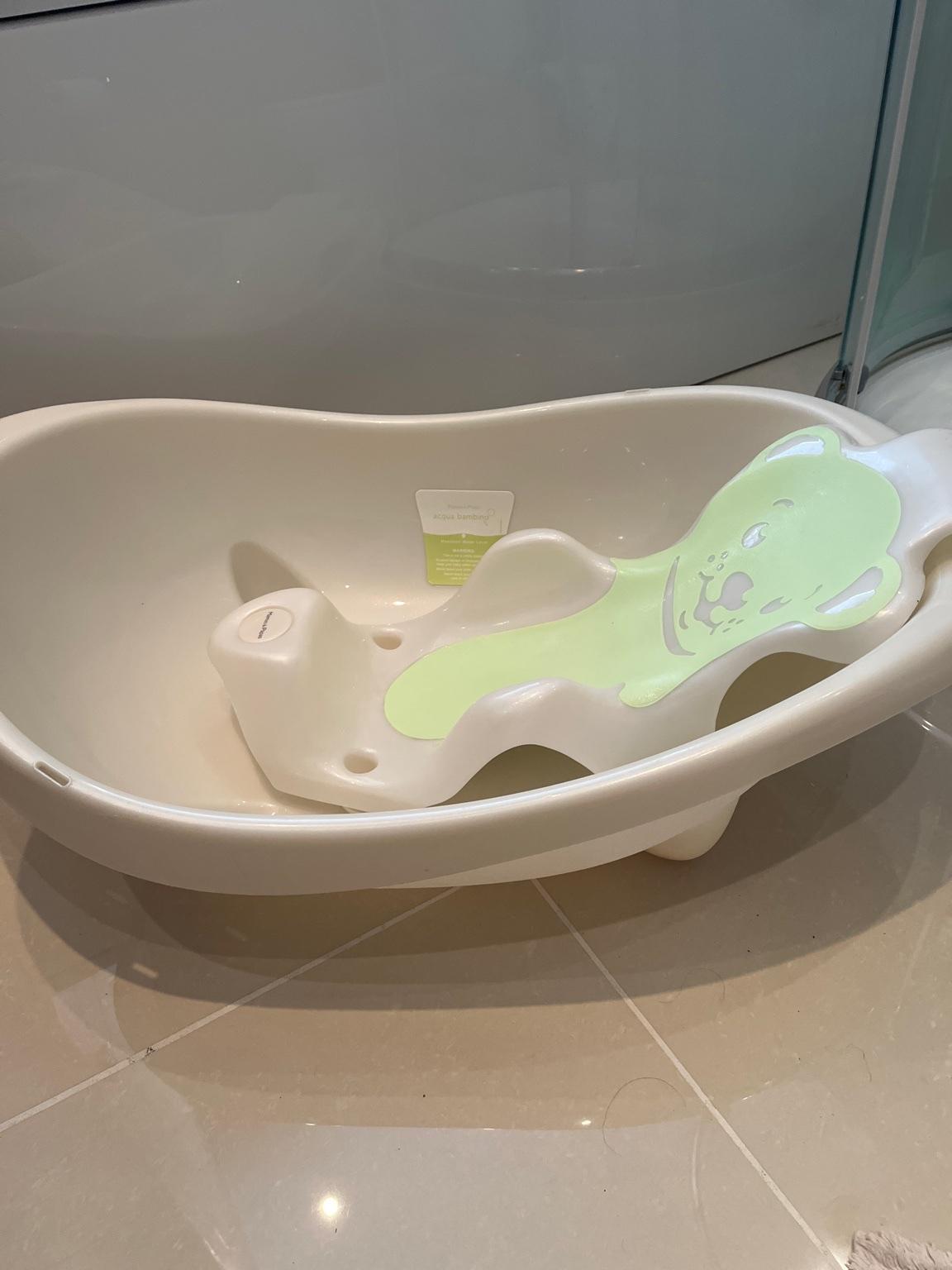 Baby bath tub hot sale mamas and papas