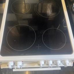 Cooker, in good working order the only problem is, is there is a leak at the bottom not a bad one jsut s little one, good for someone who is just starting out, £30 will need a clean as I don’t have time right now to clean it
