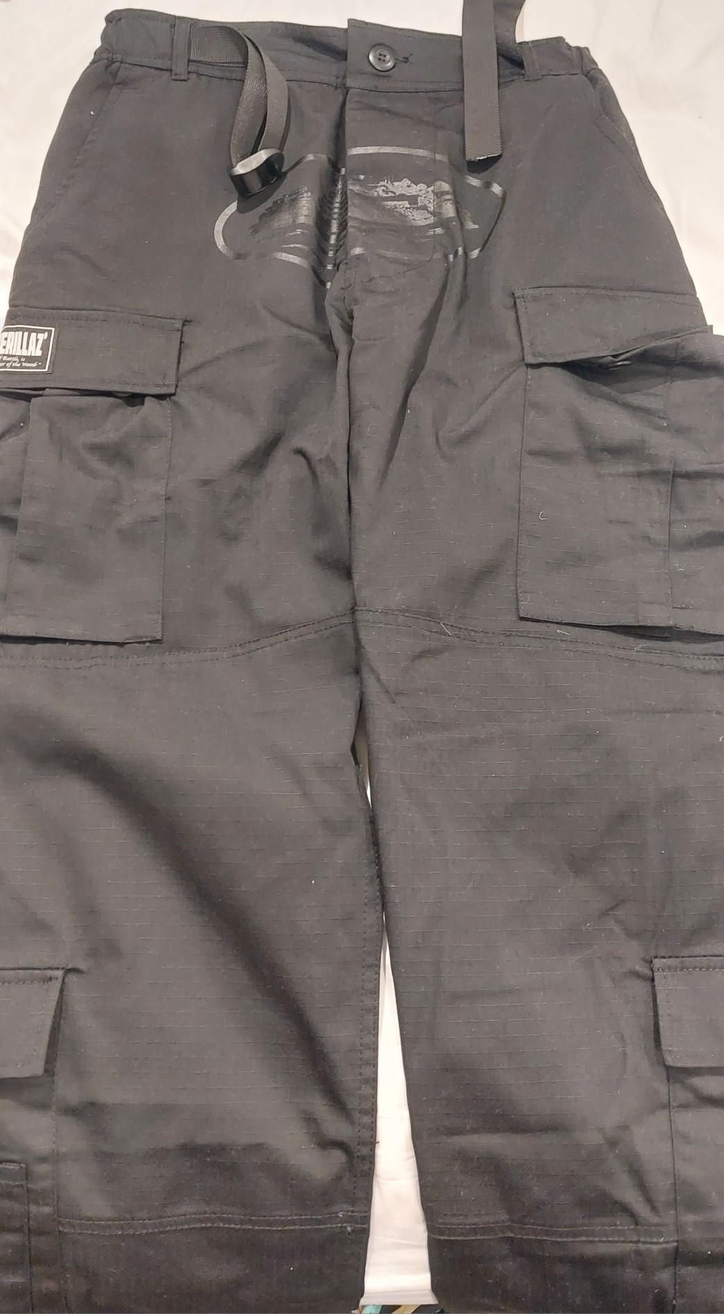 Corteiz Guerillaz Cargos Triple Black in W4 London for £120.00 for sale ...