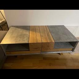 Verkaufe wegen Neuanschaffung diesen Tollen Holztisch.