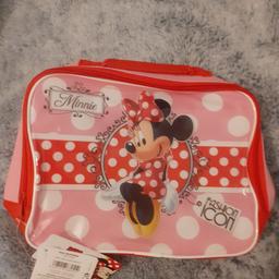 Minnie Kids Lunch Bag
Brandnew
Collection from B64 plz