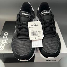 Brand new
Adidas Archivo
Size UK 7.5
Black
100% authentic
Stylist comfort