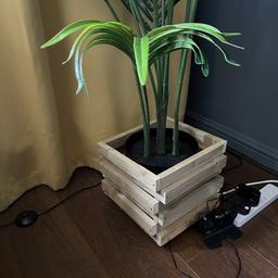 Artificial Palm Tree with planter. In perfect condition
Diameter of plant pot
Height of plant
23 cm
180 cm