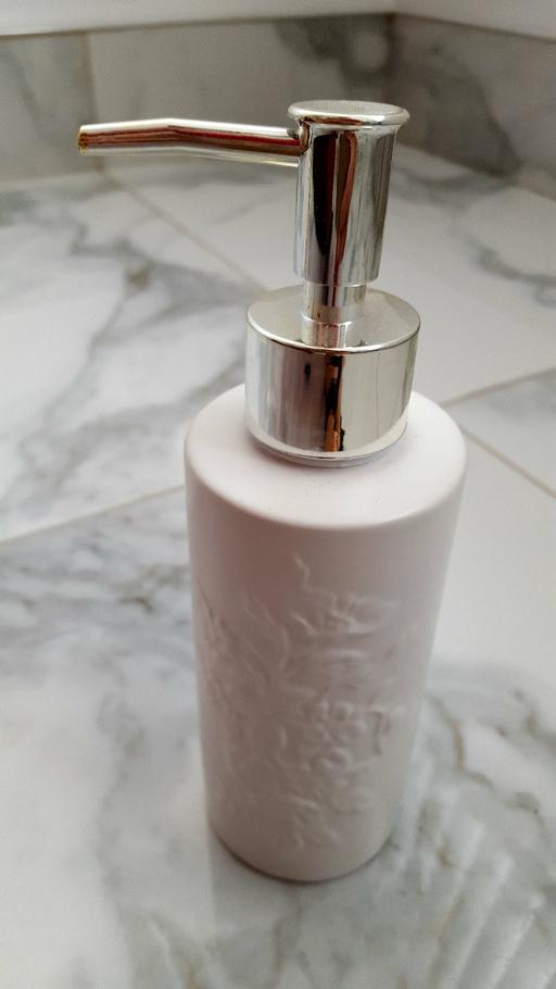 Buy & Sell West Midlands Birmingham - Photos for LAURA ASHLEY Ceramic Soap Dispenser