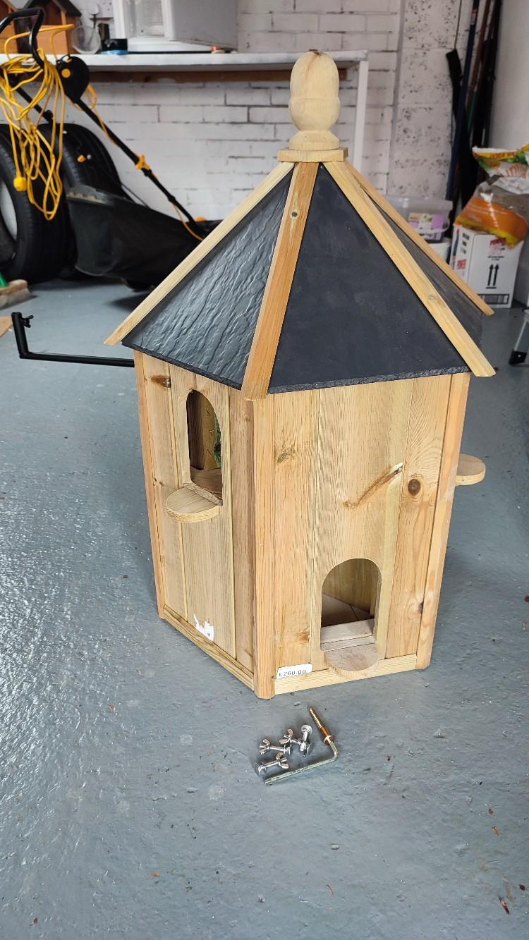 Dovecote and Stand NEW in CV4 Coventry for £120.00 for sale Shpock