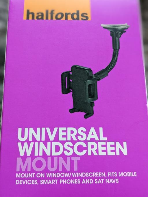 Vehicles Bexley Sidcup - Bexley - Photos for Halfords universal windscreen mount NEW