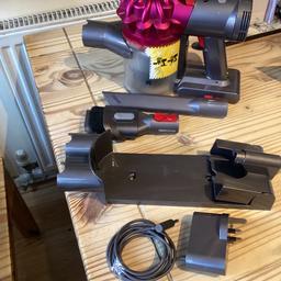 Dyson v7 hoover
Brush head, battery 1 year old
All tools, holds full charge
No issues works well
Great buy
Manuel included
Can deliver locally
£75.00ono