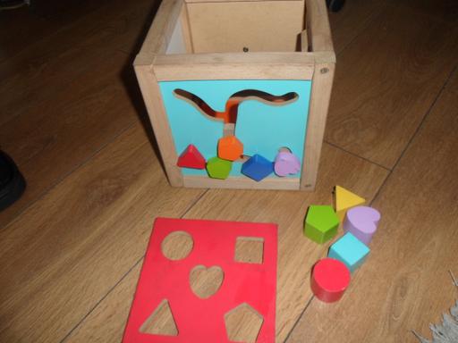 Buy & Sell Greater Manchester Manchester - Photos for WOODEN ACTIVITY PLAY CUBE