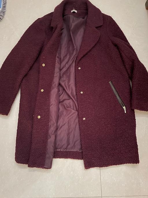 Buy & Sell West London Little Venice - W9 - Photos for Burgundy coat £35